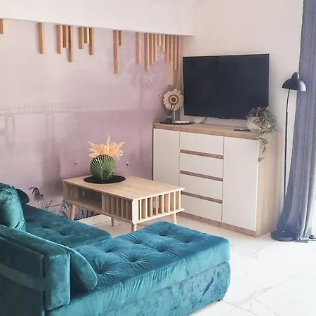 Apartment P6 Scandi Apartament